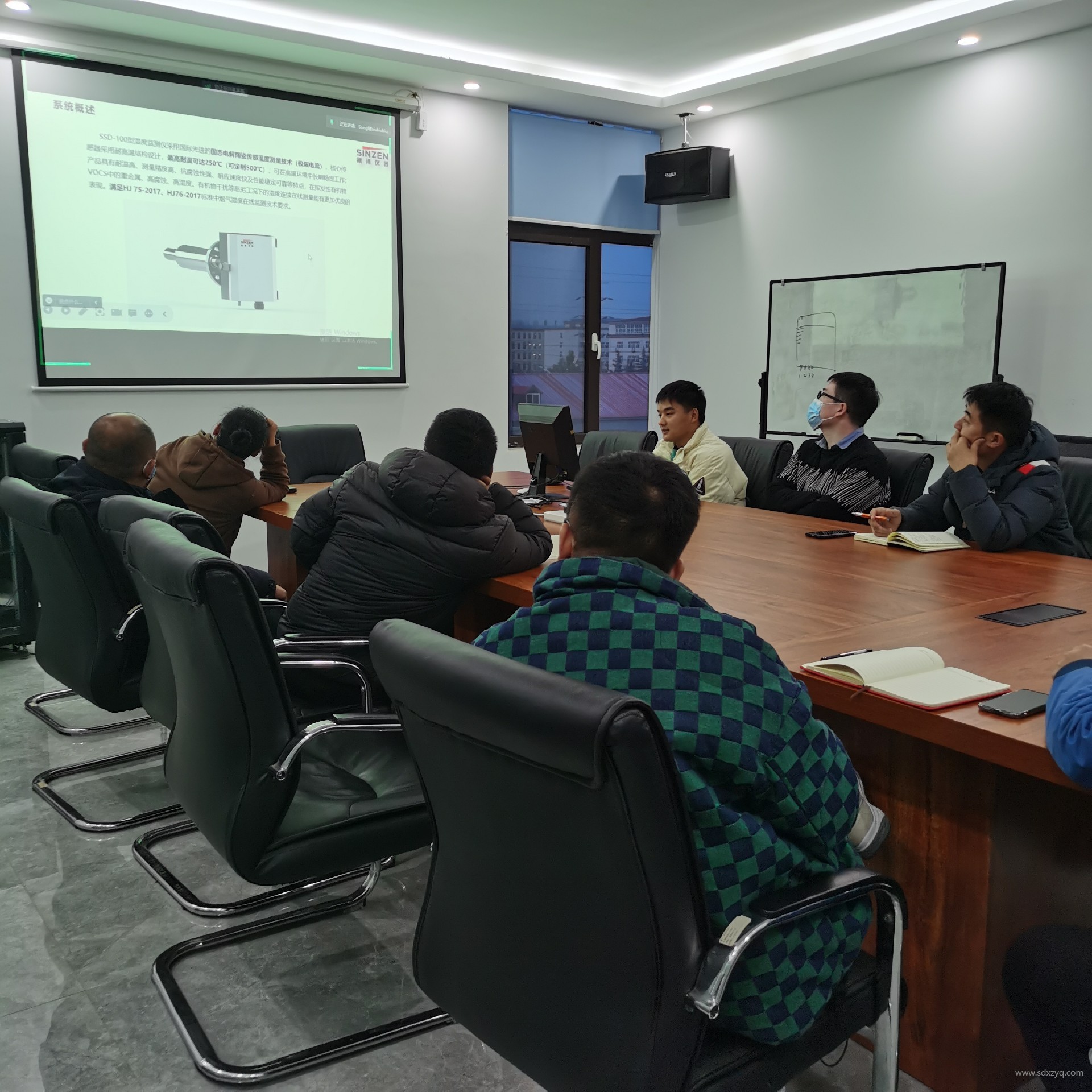 1701163566499323.jpg 濕度監測儀發布會.jpg