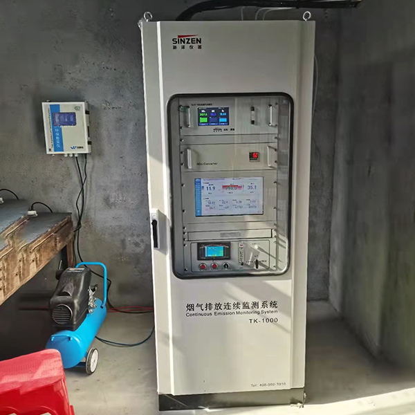 煙氣在線監(jiān)測設備安裝現(xiàn)場 煙氣在線監(jiān)測設備安裝現(xiàn)場